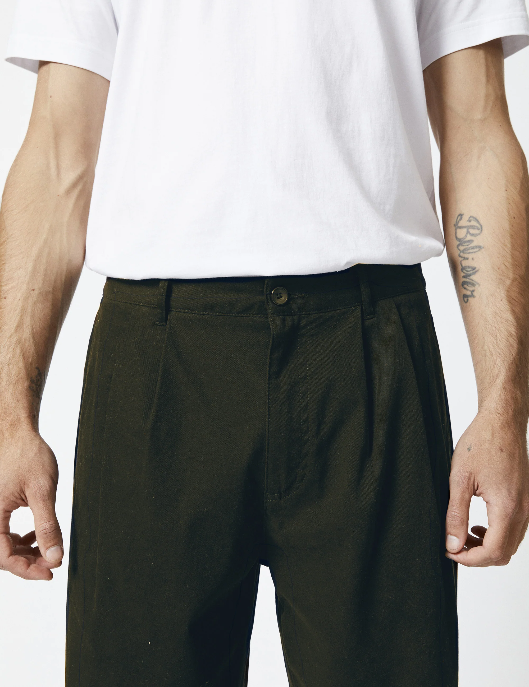Brooklyn Pleated Pant - Dark Green - Image 5