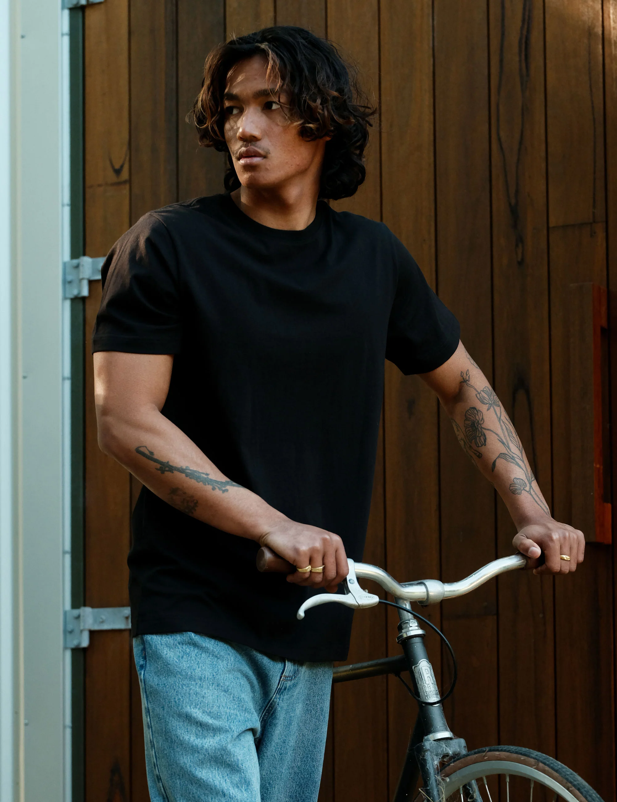 Reginald Organic Tee - Black - Image 5