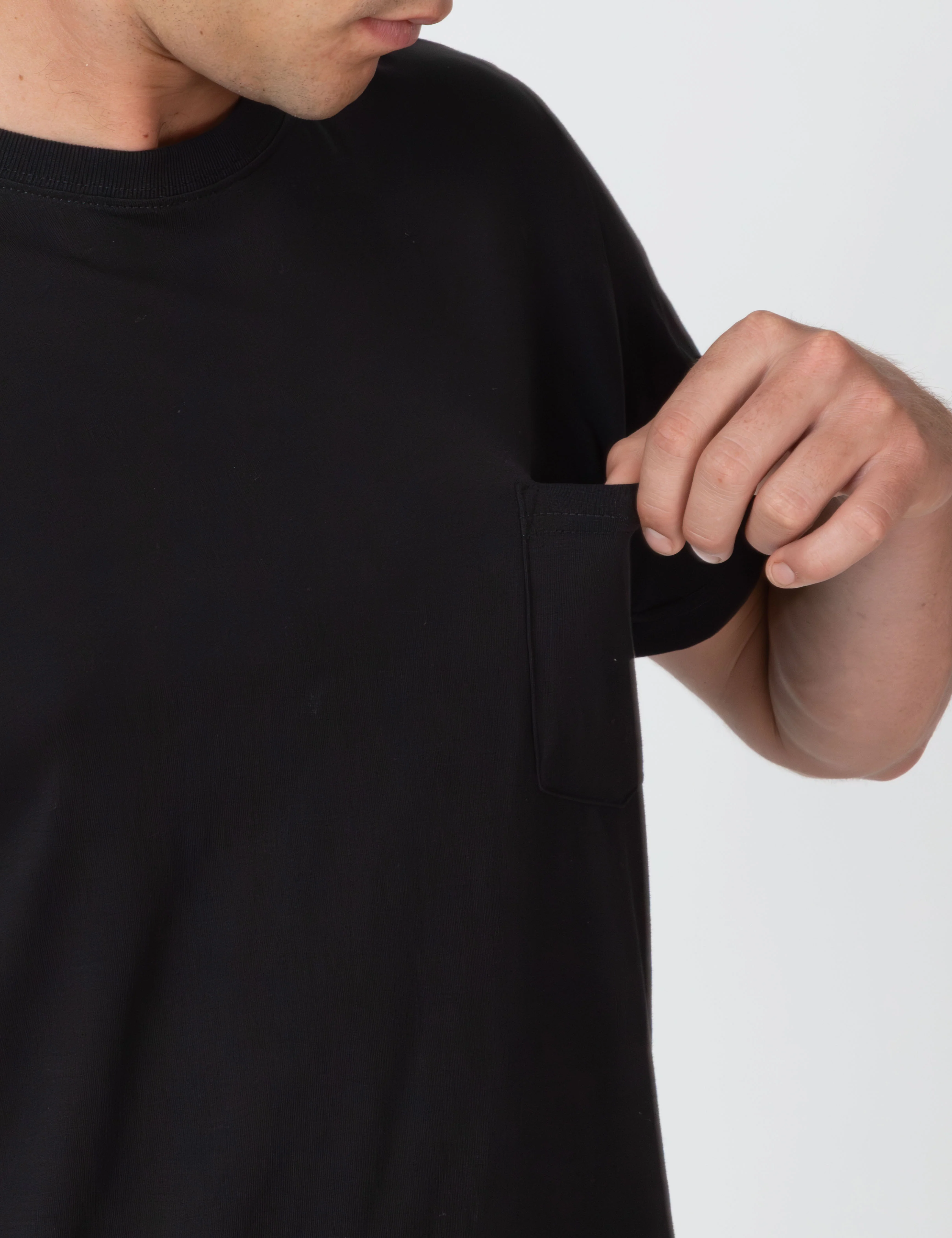 Reginald Organic Pocket Tee - Black - Image 2