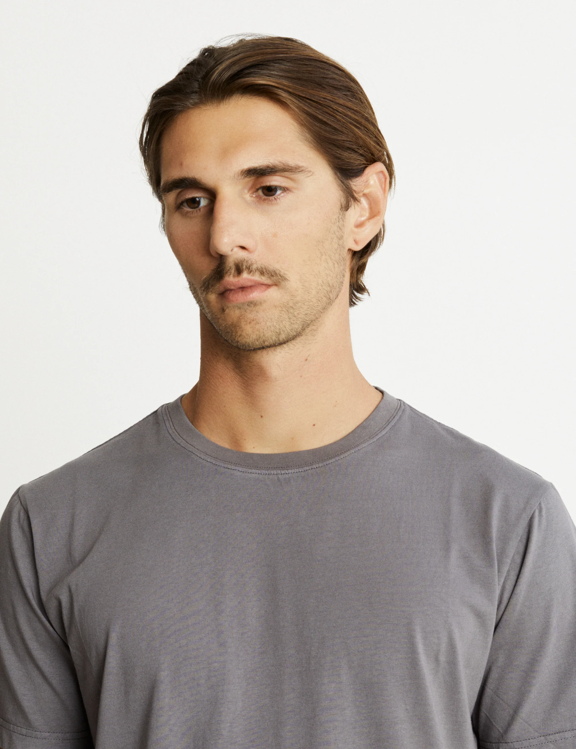 Reginald Organic Tee - Graphite - Image 4